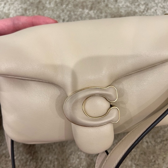 COACH pillow tabby small crossbody bag - Picture 4 of 16